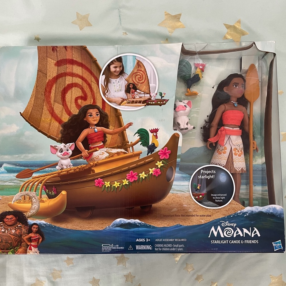 Moana Starlight Canoe with friends
